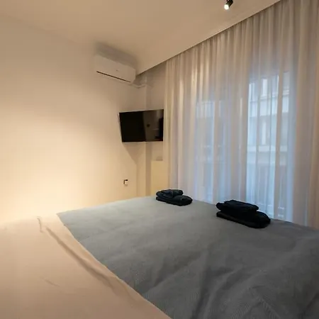 Апартаменты Iris Luxury Сере