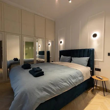 Iris Luxury Апартаменты *